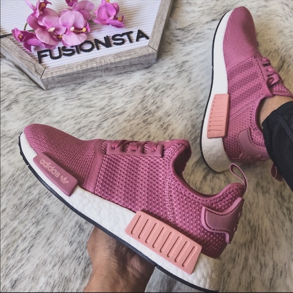 NWT ❤️ Rare Adidas NMD R1 Dusty Rose 🌹 - Picture 7 of 8
